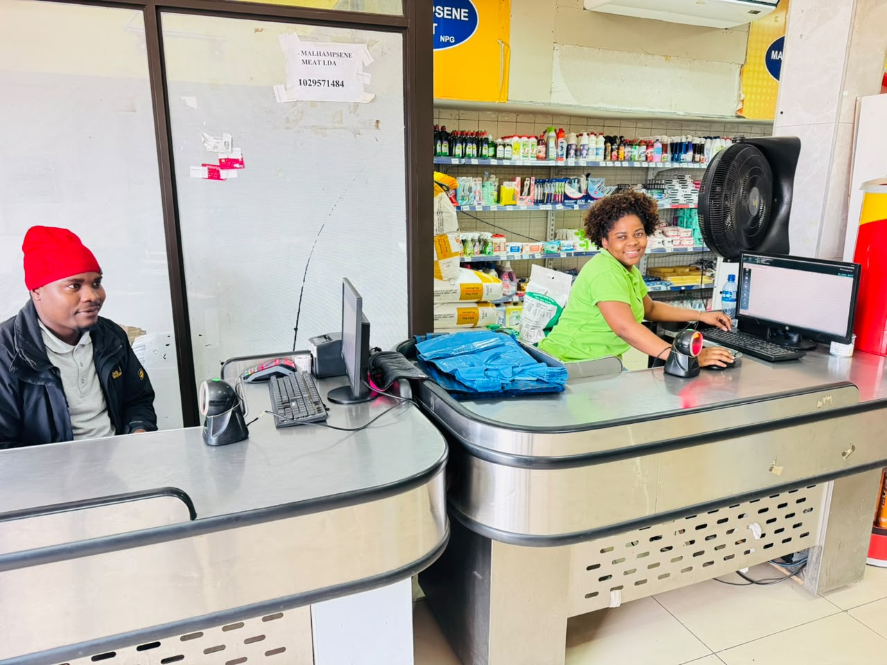 Atendimento presencial no armazém